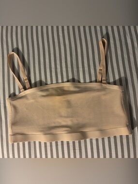 SKIMS Sheer Sculpt Bandeau Bra